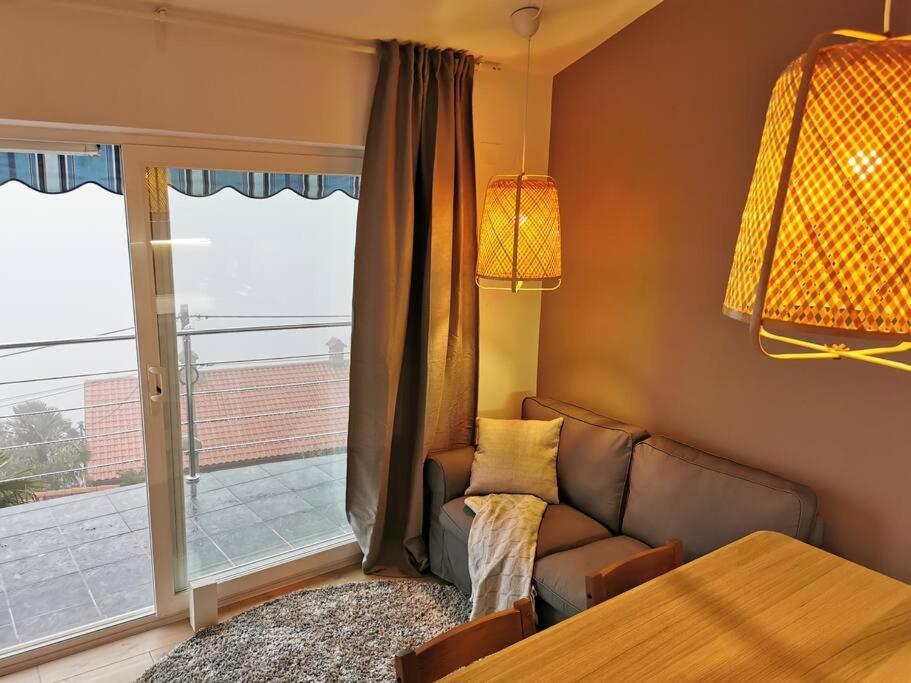Ferienwohnung Mit 180° Meerblick Dobreć Exteriör bild