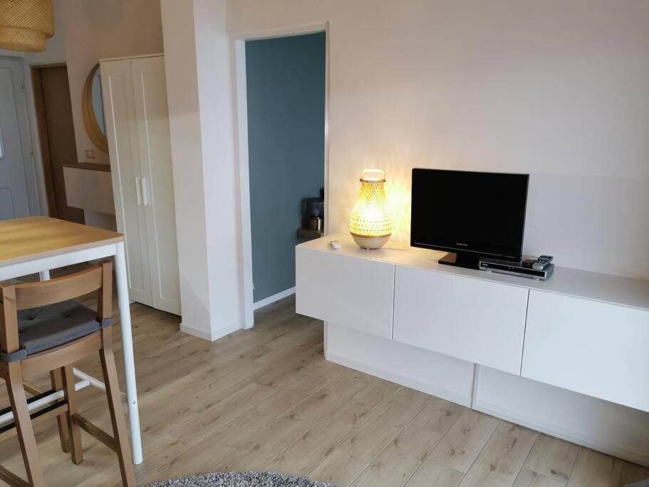 Ferienwohnung Mit 180° Meerblick Dobreć Exteriör bild