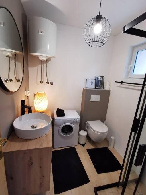 Ferienwohnung Mit 180° Meerblick Dobreć Exteriör bild